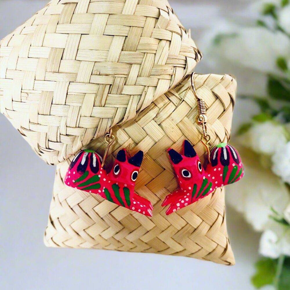 Mexican Hand-Made "Cat" Alebrije Earrings in Small Palm Box (Pink)